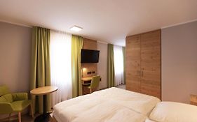 Hotel-Restaurant Weinhaus Grebel